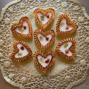 Gefülltes kleines Marzipanherz